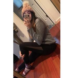 Meet your Posher, Lydia